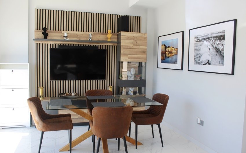 Resale - Villa -
Orihuela Costa - Villamartín