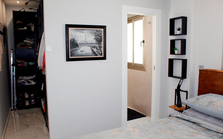 Resale - Villa -
Orihuela Costa - Villamartín