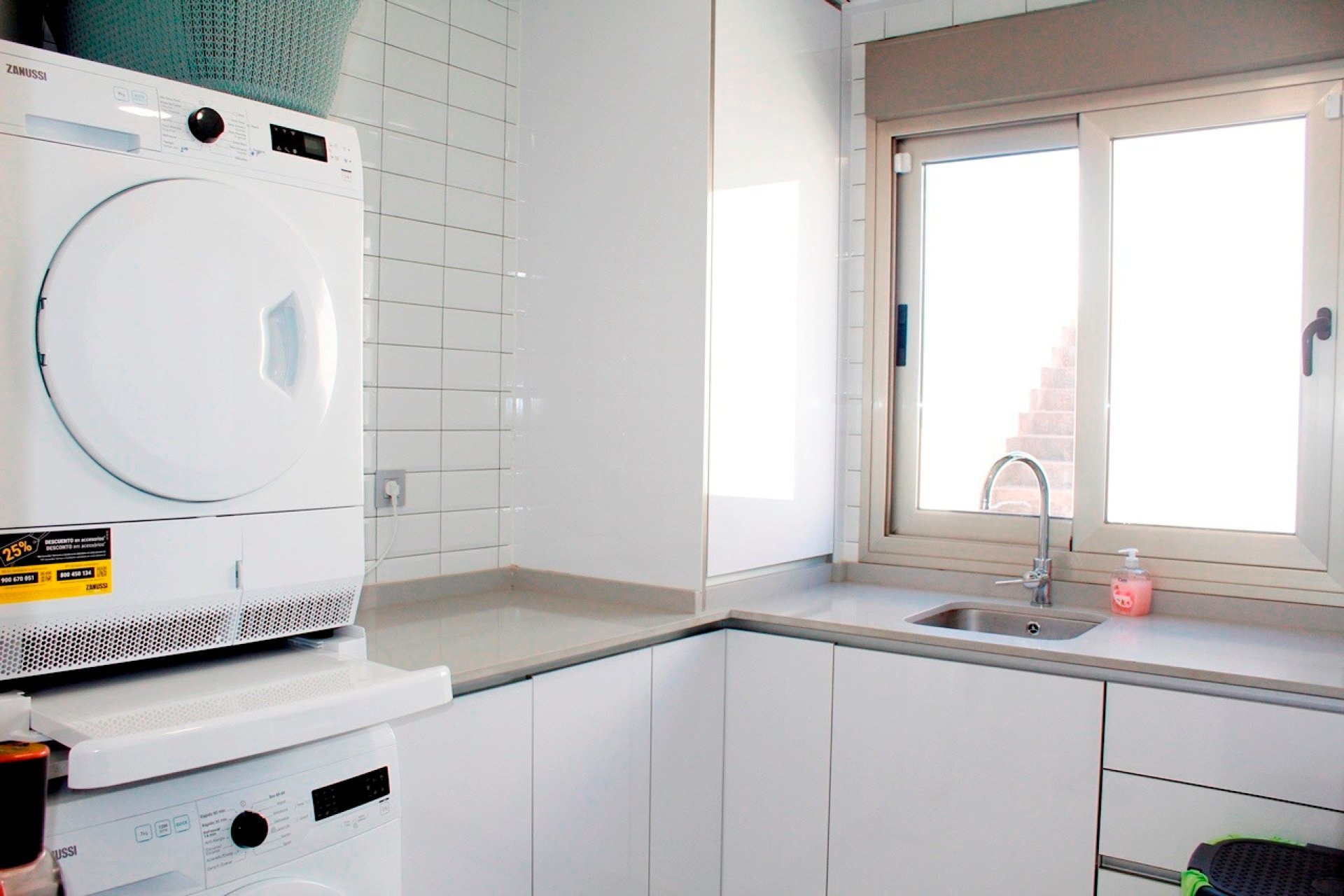 Resale - Villa -
Orihuela Costa - Villamartín