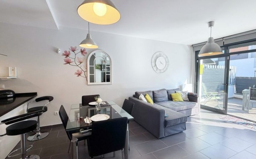 Resale - Villa -
Orihuela Costa - Villamartín