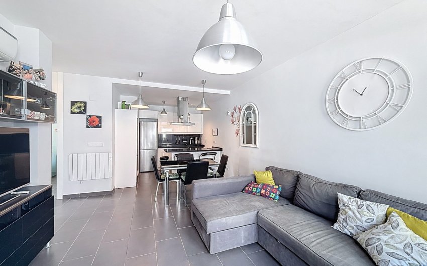 Resale - Villa -
Orihuela Costa - Villamartín