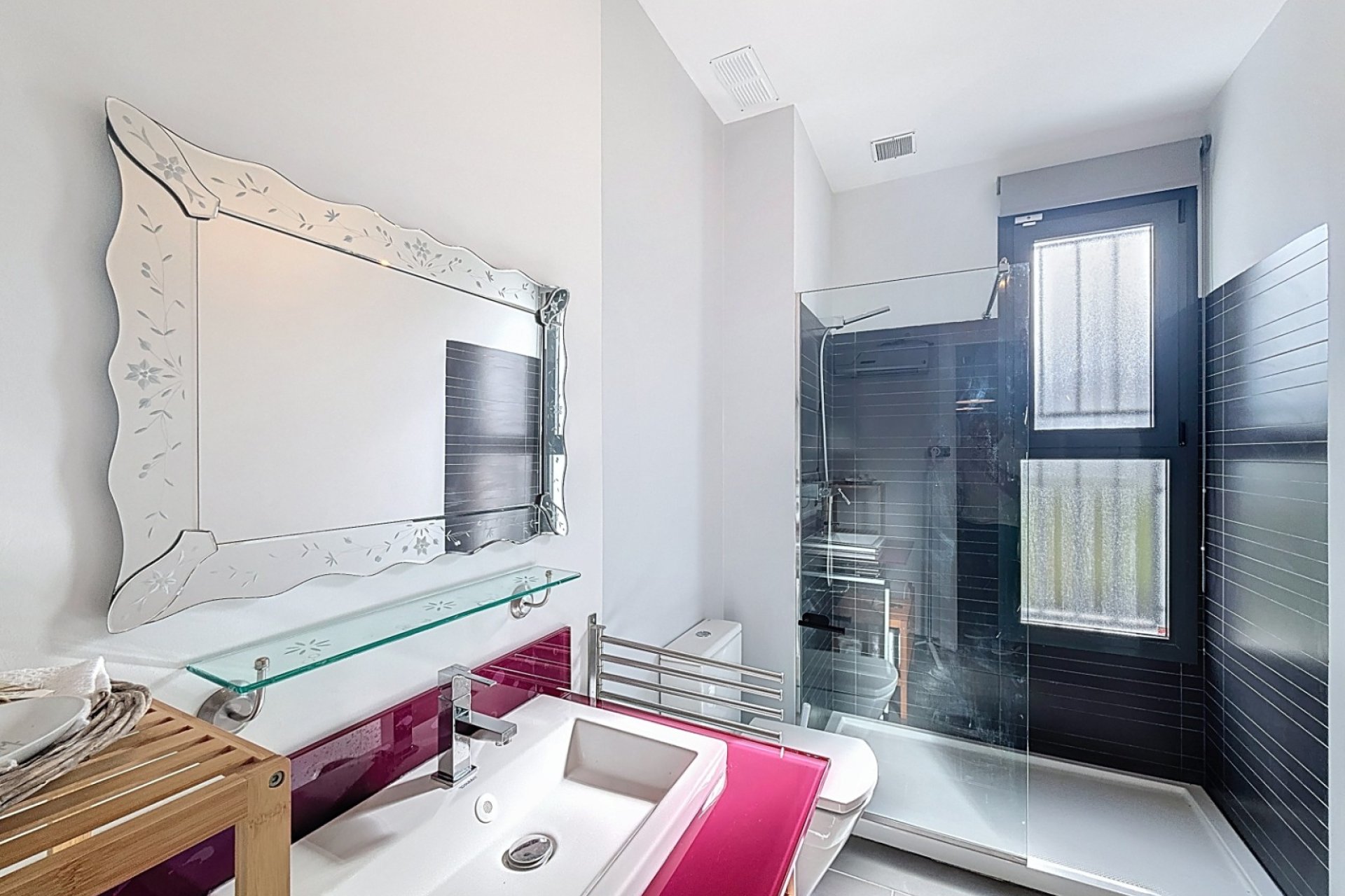 Resale - Villa -
Orihuela Costa - Villamartín