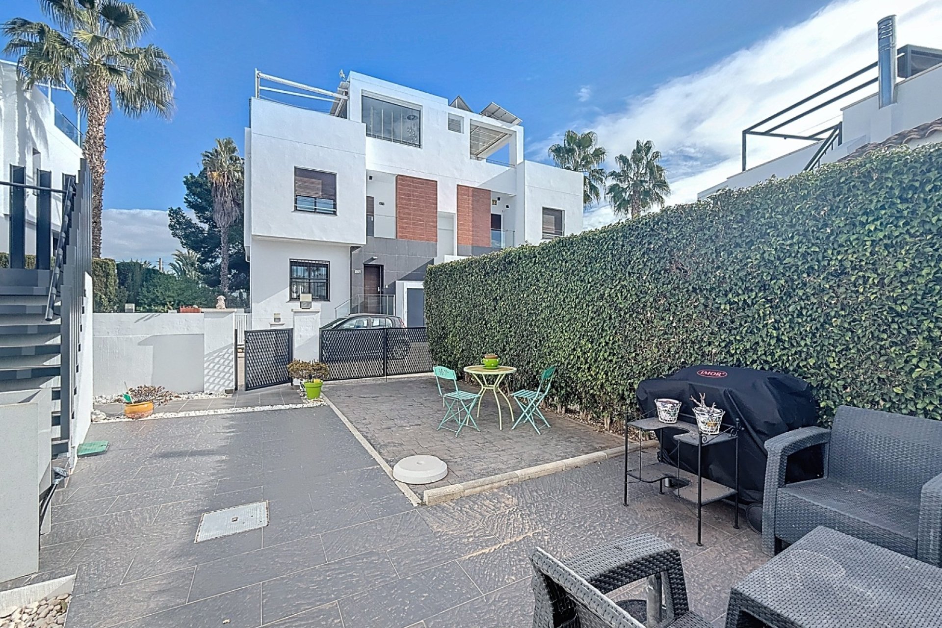 Resale - Villa -
Orihuela Costa - Villamartín