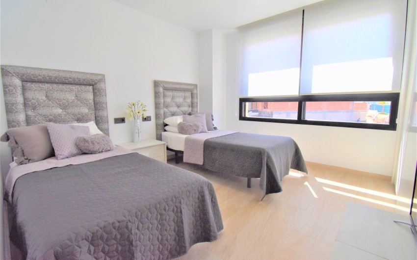 Resale - Villa -
Orihuela Costa - Villamartín