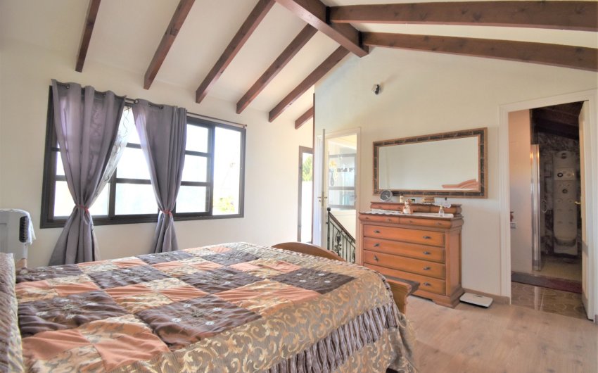 Resale - Villa -
Orihuela Costa - Villamartin