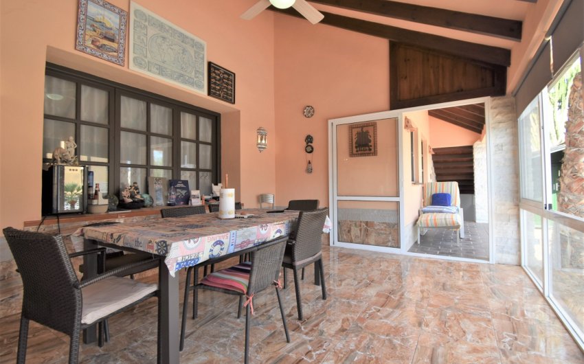 Resale - Villa -
Orihuela Costa - Villamartin