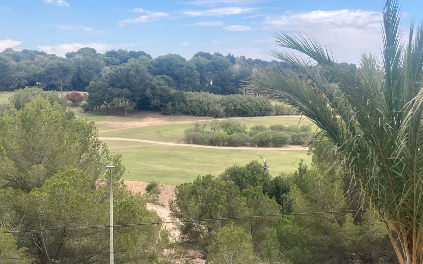 Resale - Villa -
Orihuela Costa - Villamartín