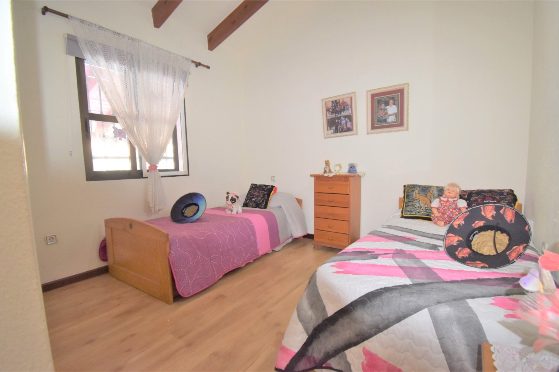 Resale - Villa -
Orihuela Costa - Villamartín