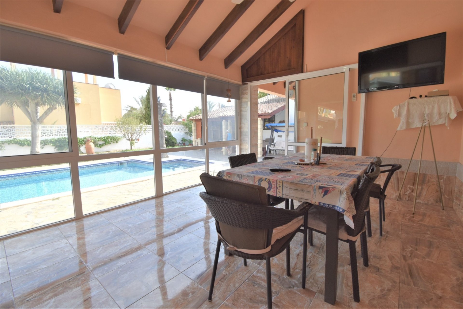 Resale - Villa -
Orihuela Costa - Villamartín