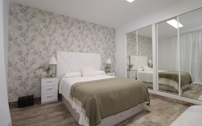 Resale - Villa -
Orihuela Costa - Villamartín