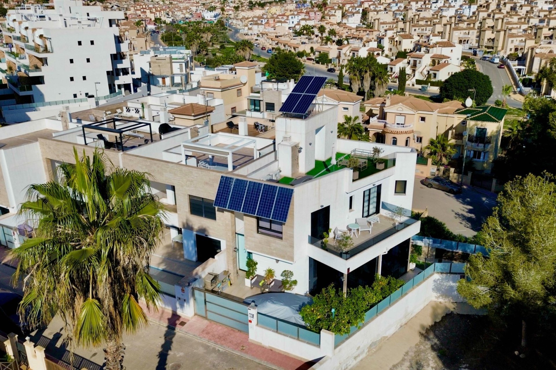 Resale - Villa -
Orihuela Costa - Villamartín