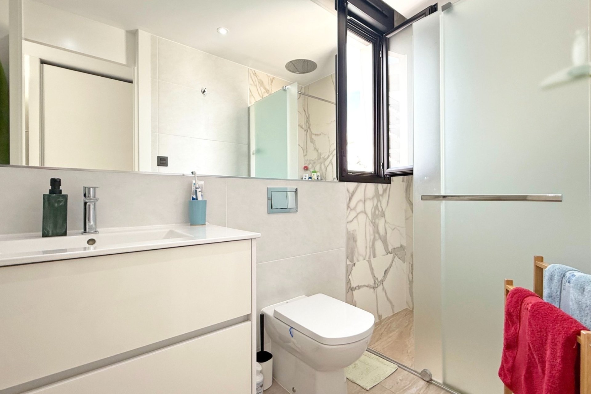 Resale - Villa -
Orihuela Costa - Villamartín