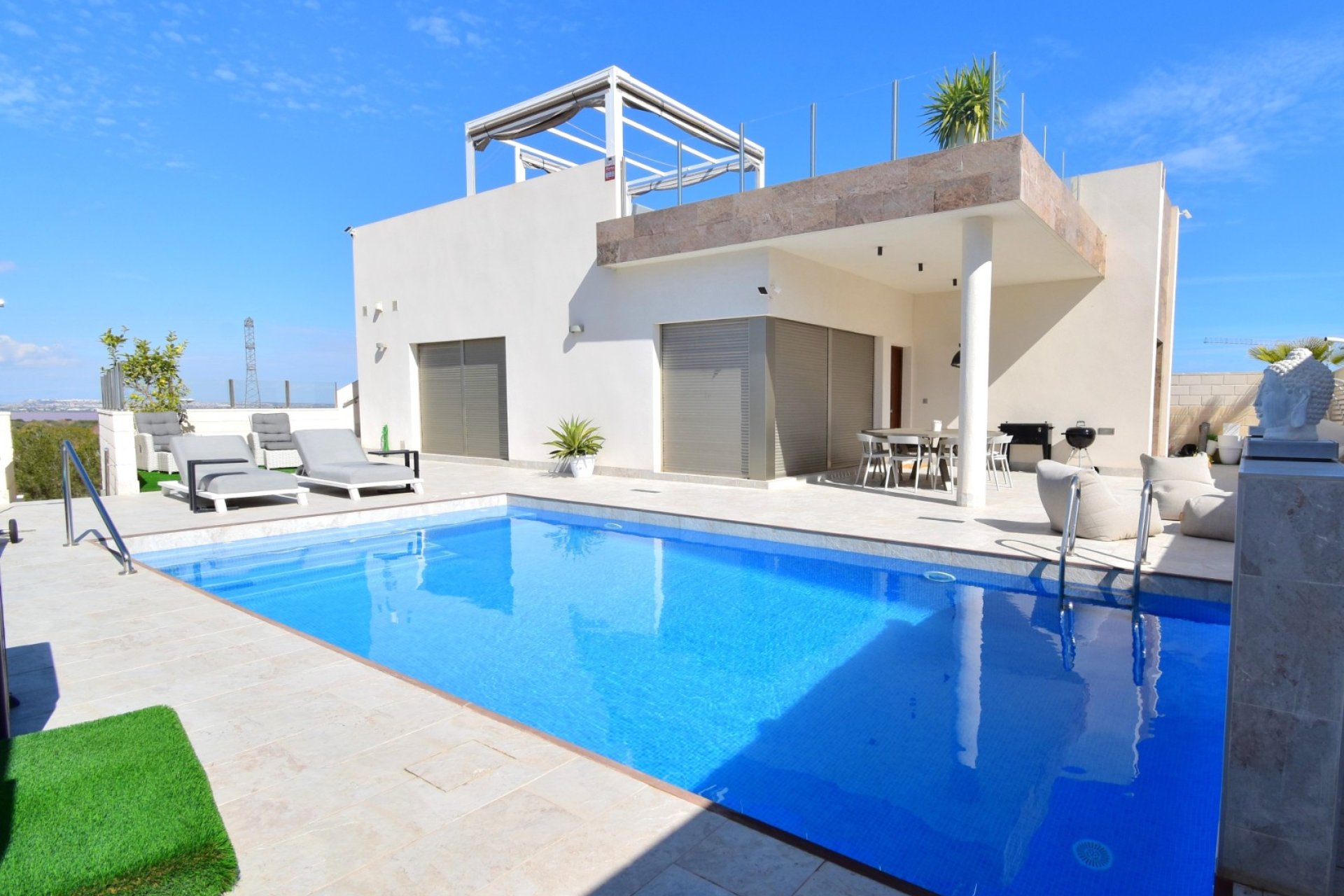 Resale - Villa -
Orihuela Costa - Villamartín