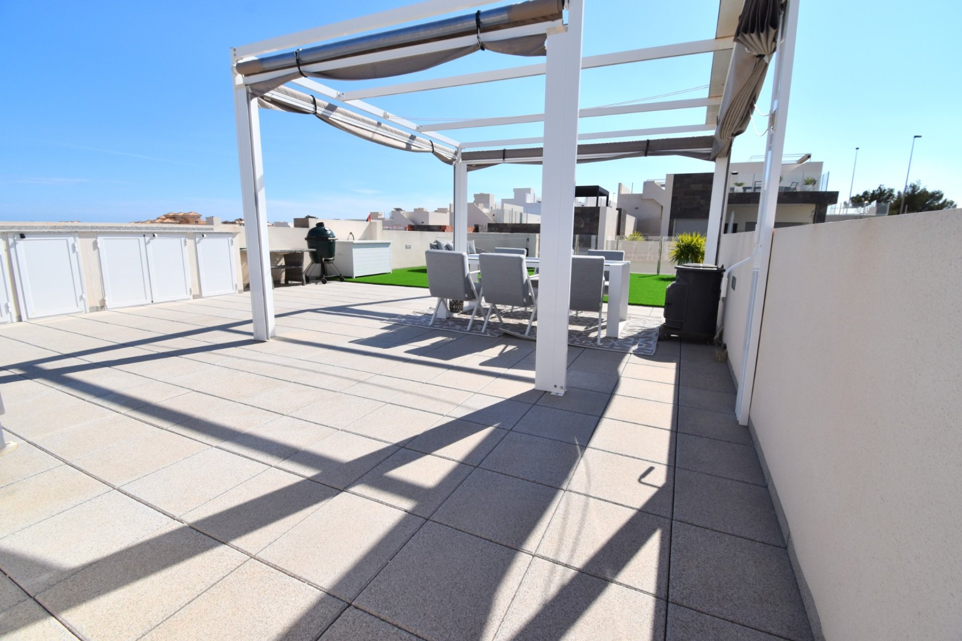 Resale - Villa -
Orihuela Costa - Villamartín