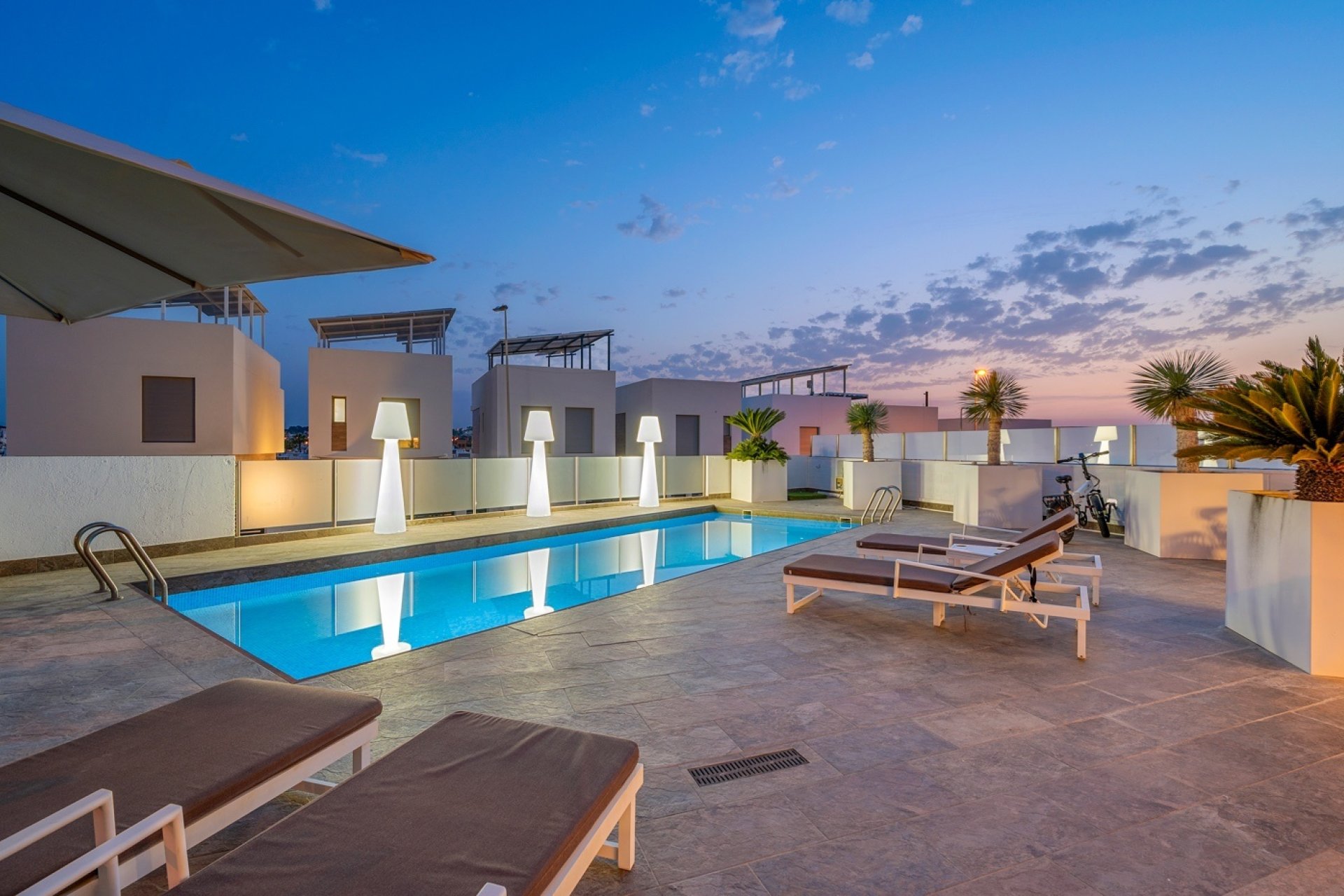 Resale - Villa -
Orihuela Costa - Villamartín