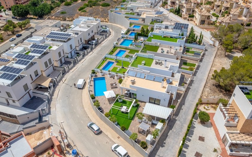 Resale - Villa -
Orihuela Costa - Villamartín