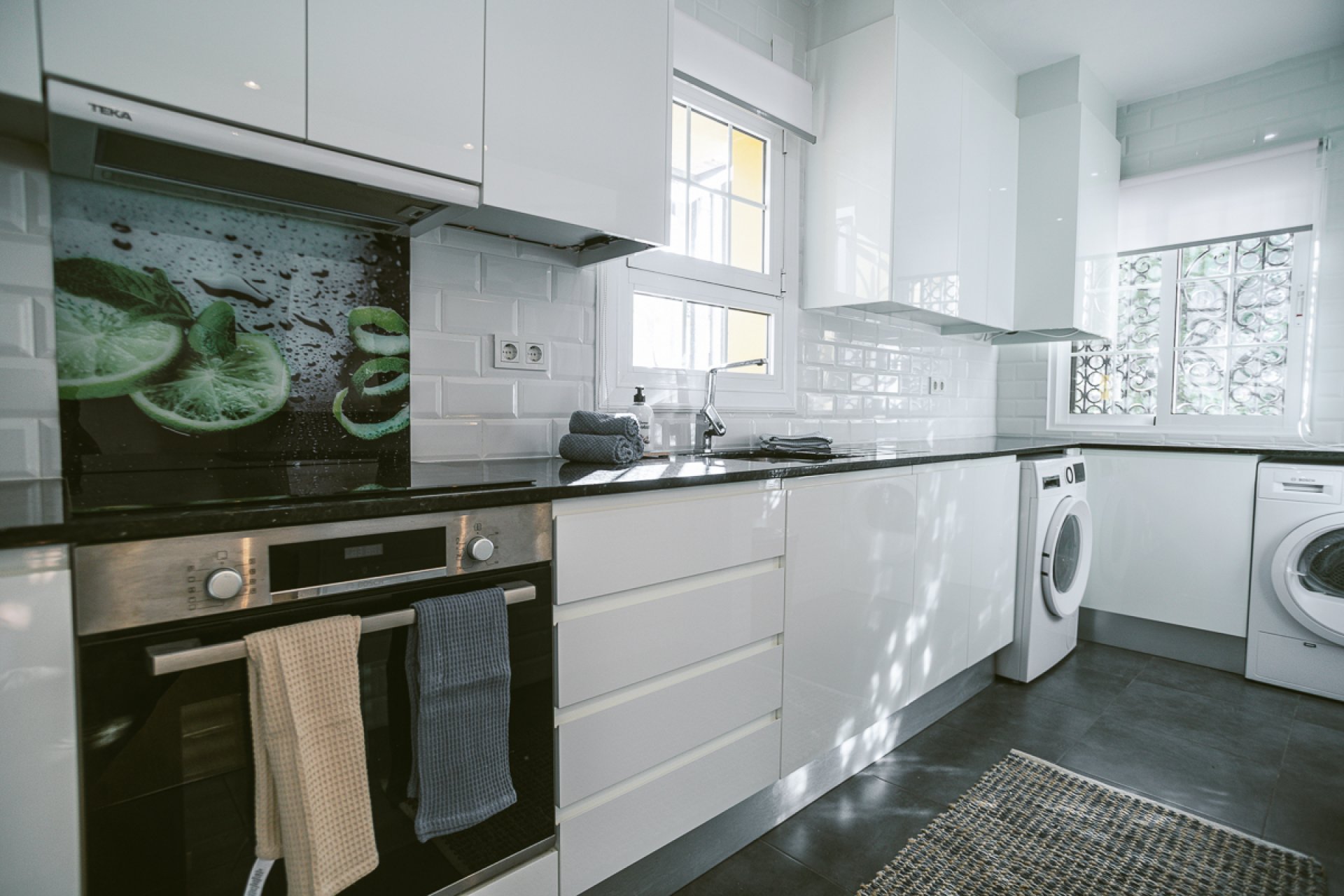 Resale - Villa -
Orihuela Costa - Villamartín