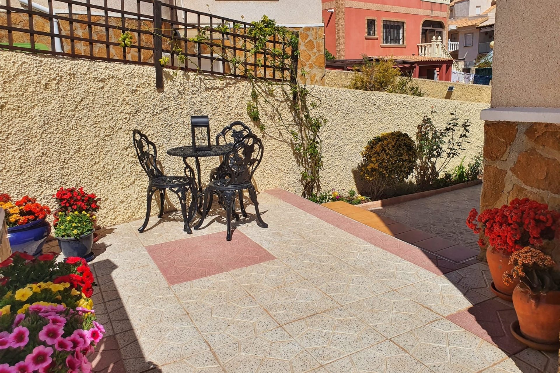 Resale - Villa -
Orihuela Costa - Villamartin