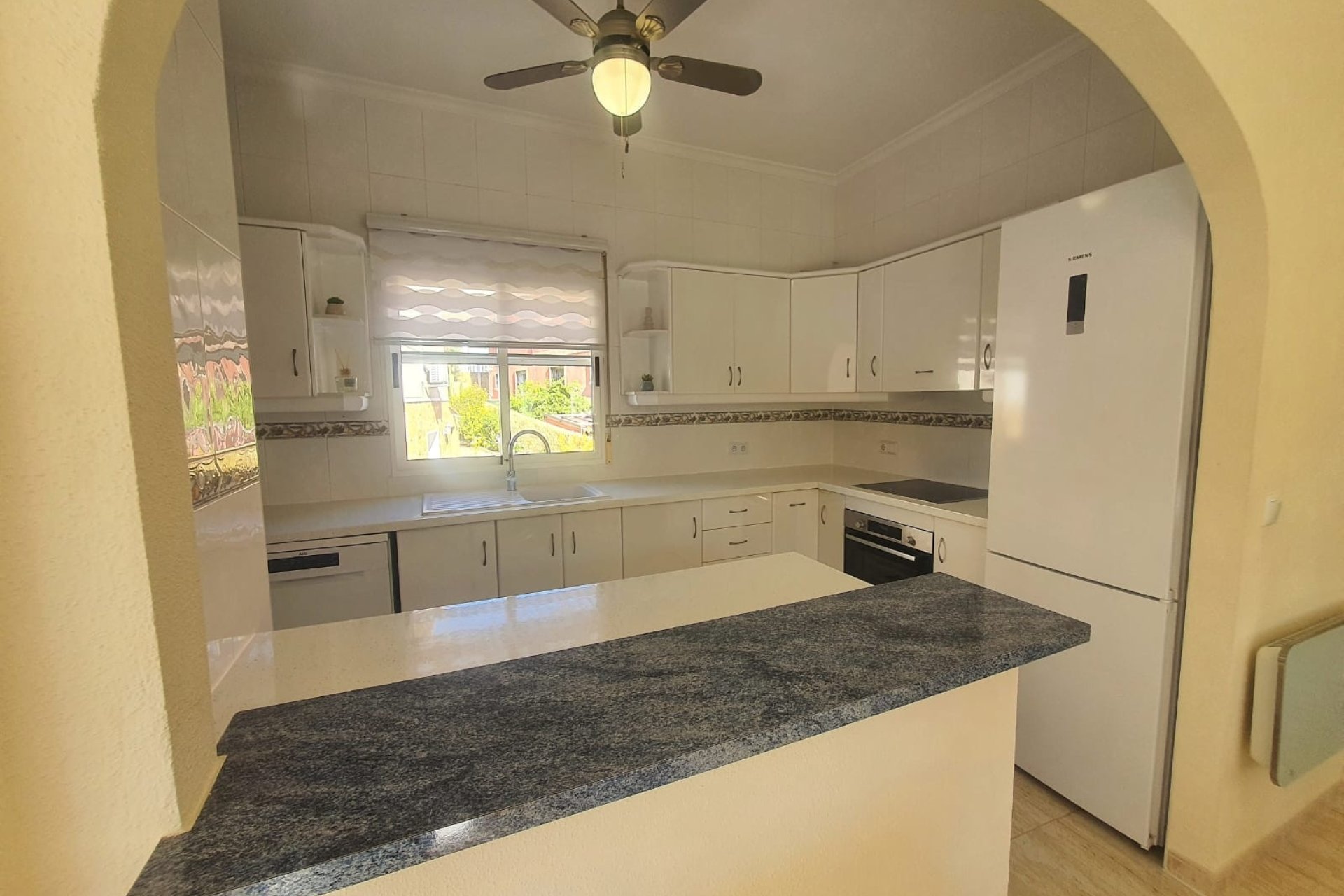 Resale - Villa -
Orihuela Costa - Villamartin