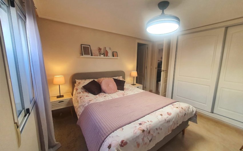 Resale - Villa -
Orihuela Costa - Villamartin