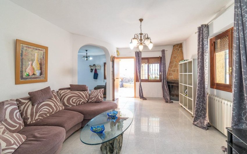 Resale - Villa -
Orihuela Costa - Villamartín