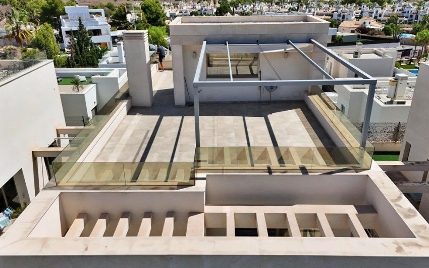 Resale - Villa -
Orihuela Costa - Villamartín
