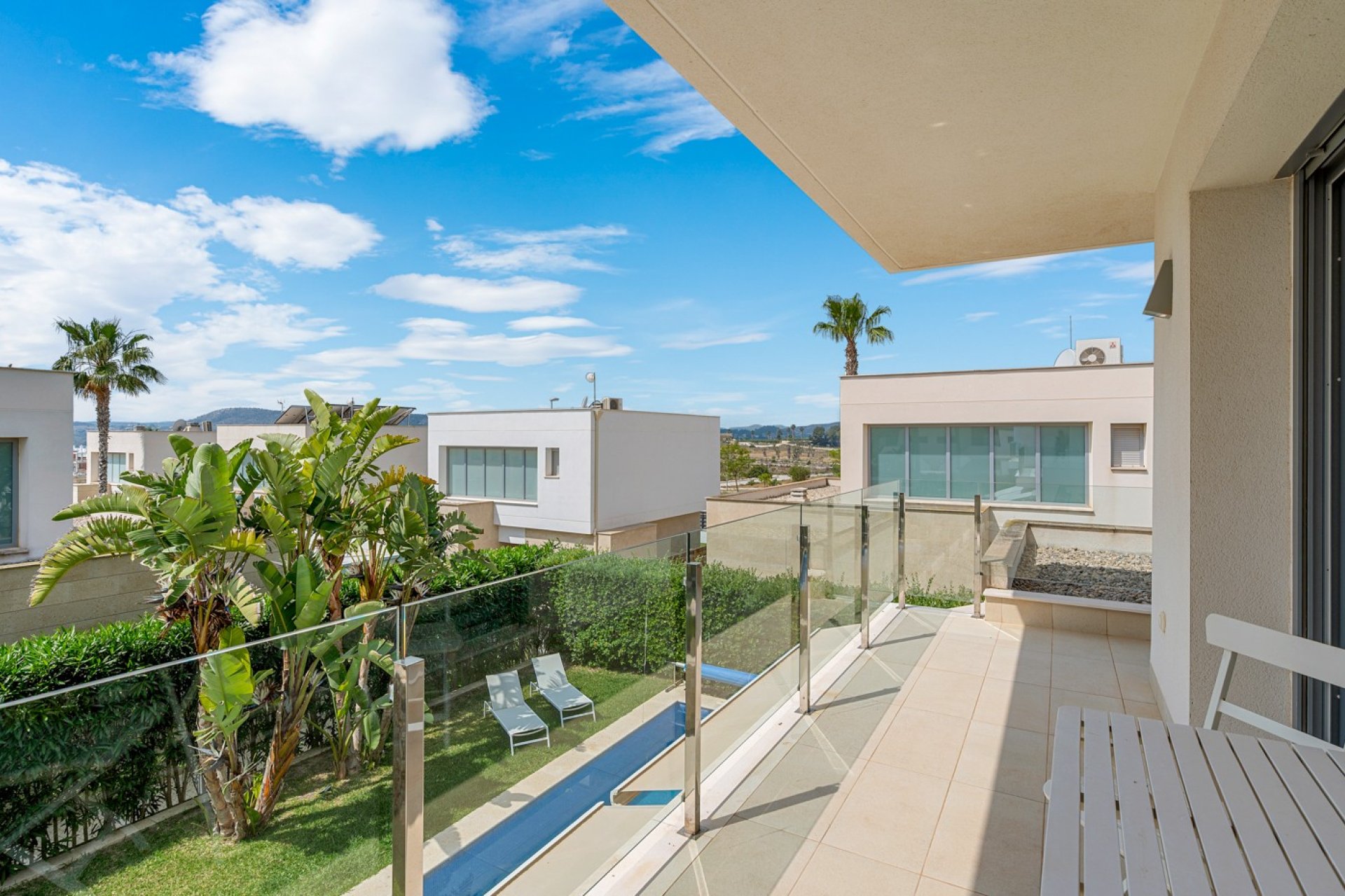 Resale - Villa -
Orihuela Costa - Vistabella