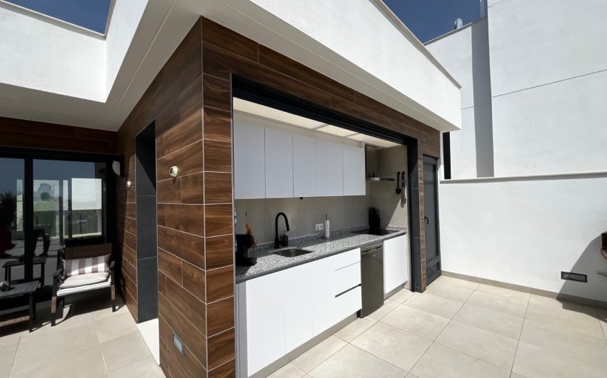 Resale - Villa -
Orihuela - Entre Naranjos Vistabella Golf