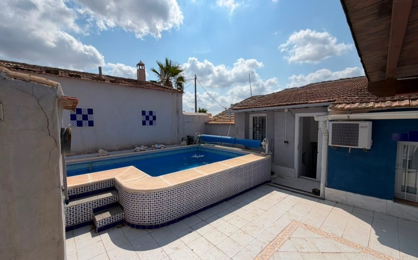 Resale - Villa -
Orihuela - Inland