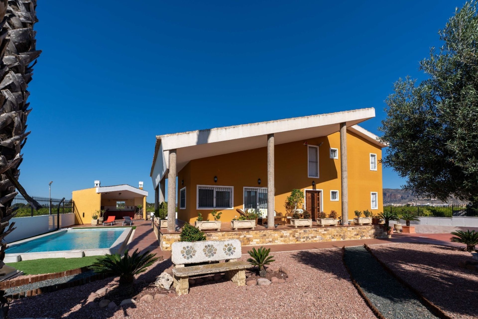 Resale - Villa -
Orihuela - Inland