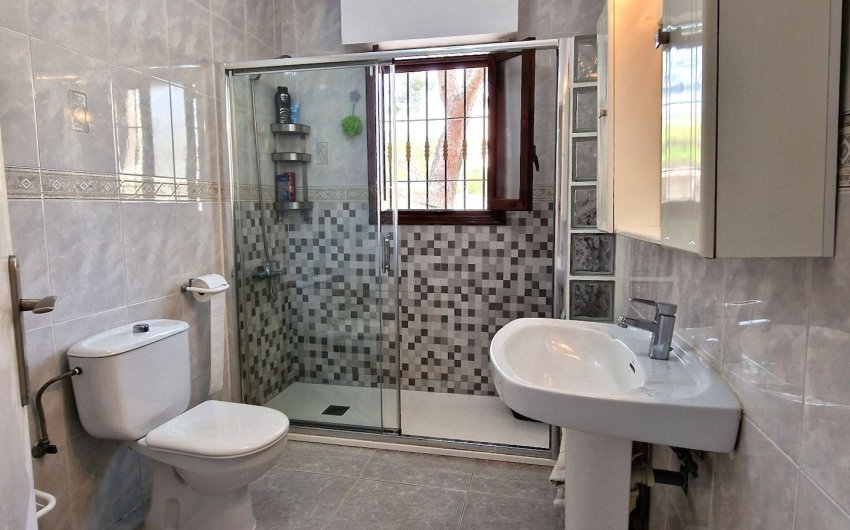 Resale - Villa -
Orihuela - Inland