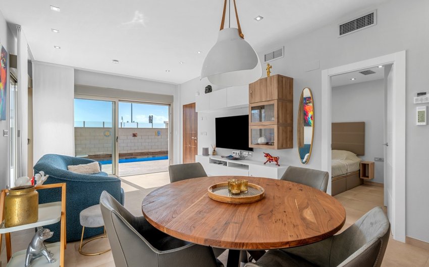 Resale - Villa -
Orihuela - Inland