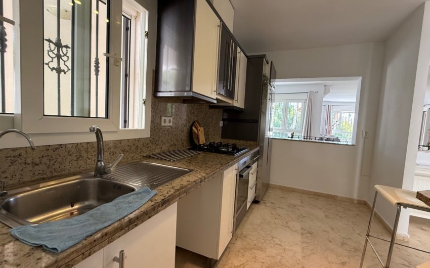 Resale - Villa -
Orihuela - Inland