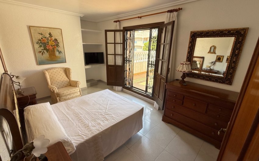 Resale - Villa -
Orihuela - Inland