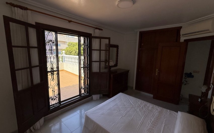 Resale - Villa -
Orihuela - Inland