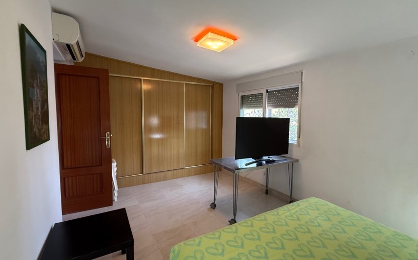 Resale - Villa -
Orihuela - Inland