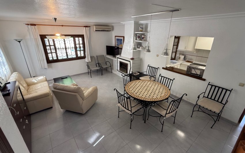 Resale - Villa -
Orihuela - Inland