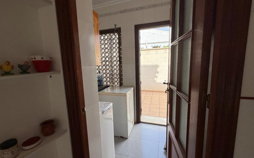 Resale - Villa -
Orihuela - Inland