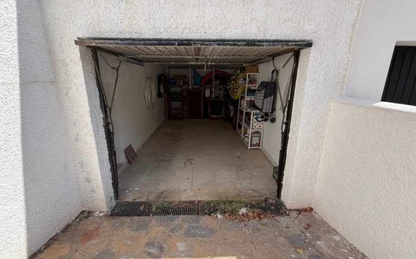 Resale - Villa -
Orihuela - Inland