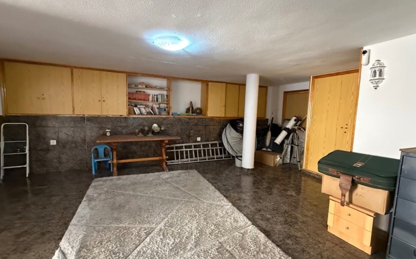 Resale - Villa -
Orihuela - Inland