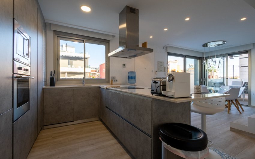 Resale - Villa -
Orihuela - Inland