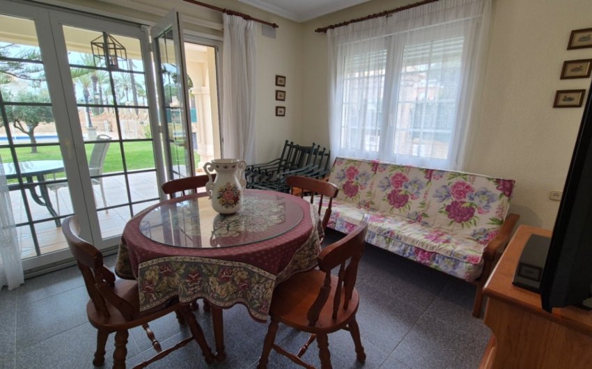 Resale - Villa -
Orihuela - Inland