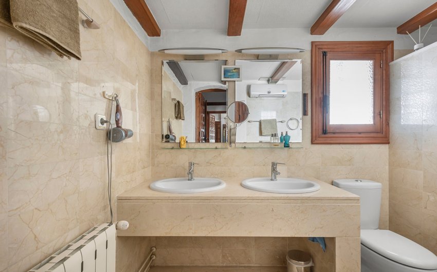 Resale - Villa -
Orihuela - Inland