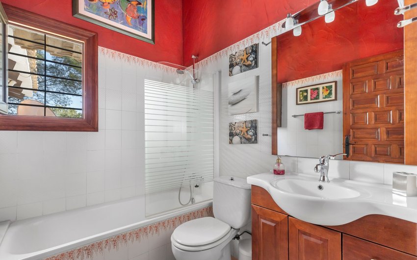 Resale - Villa -
Orihuela - Inland