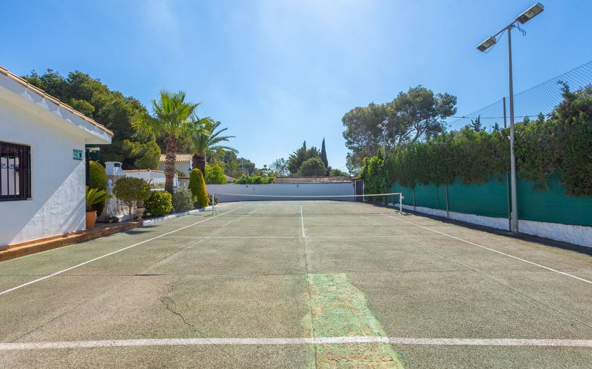 Resale - Villa -
Orihuela - Inland