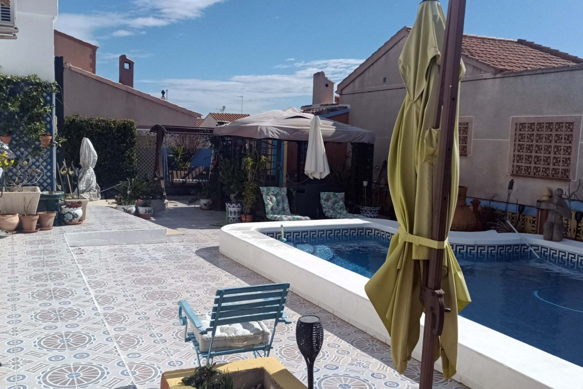 Resale - Villa -
Orihuela - La Florida