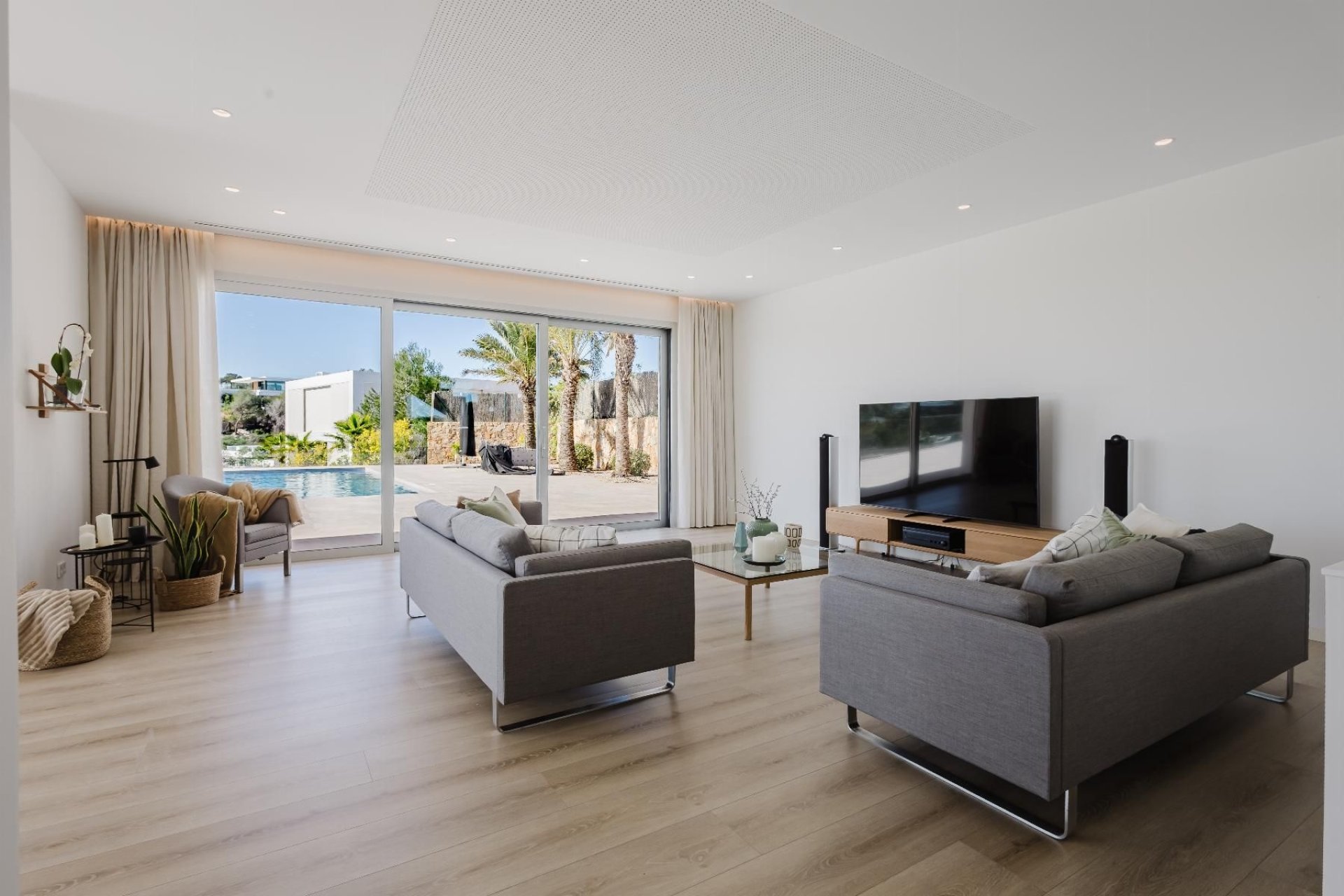 Resale - Villa -
Orihuela - Las Colinas Golf