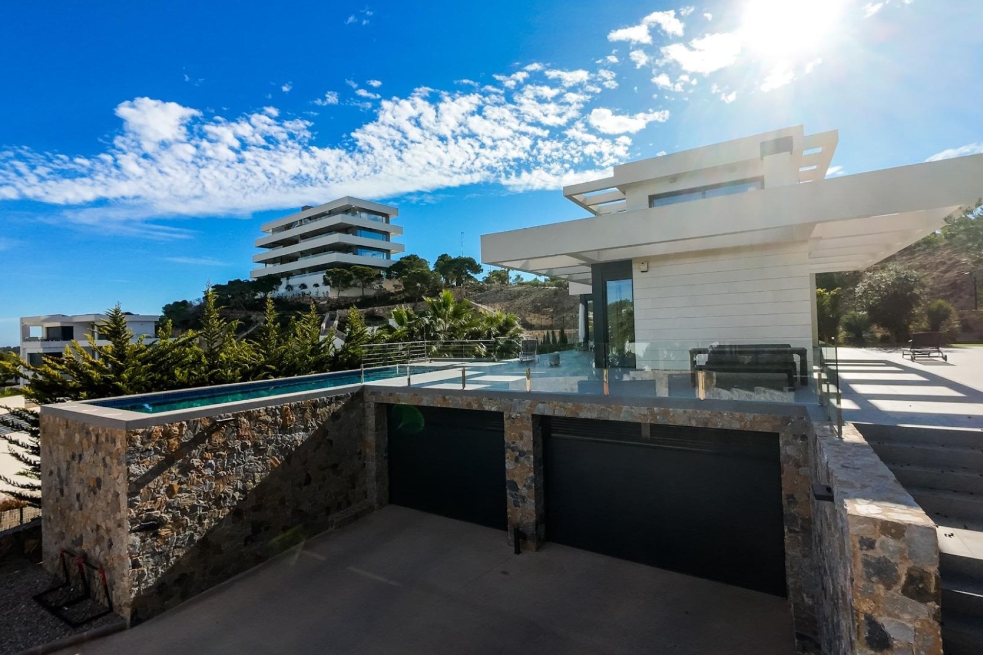 Resale - Villa -
Orihuela - Las Colinas Golf