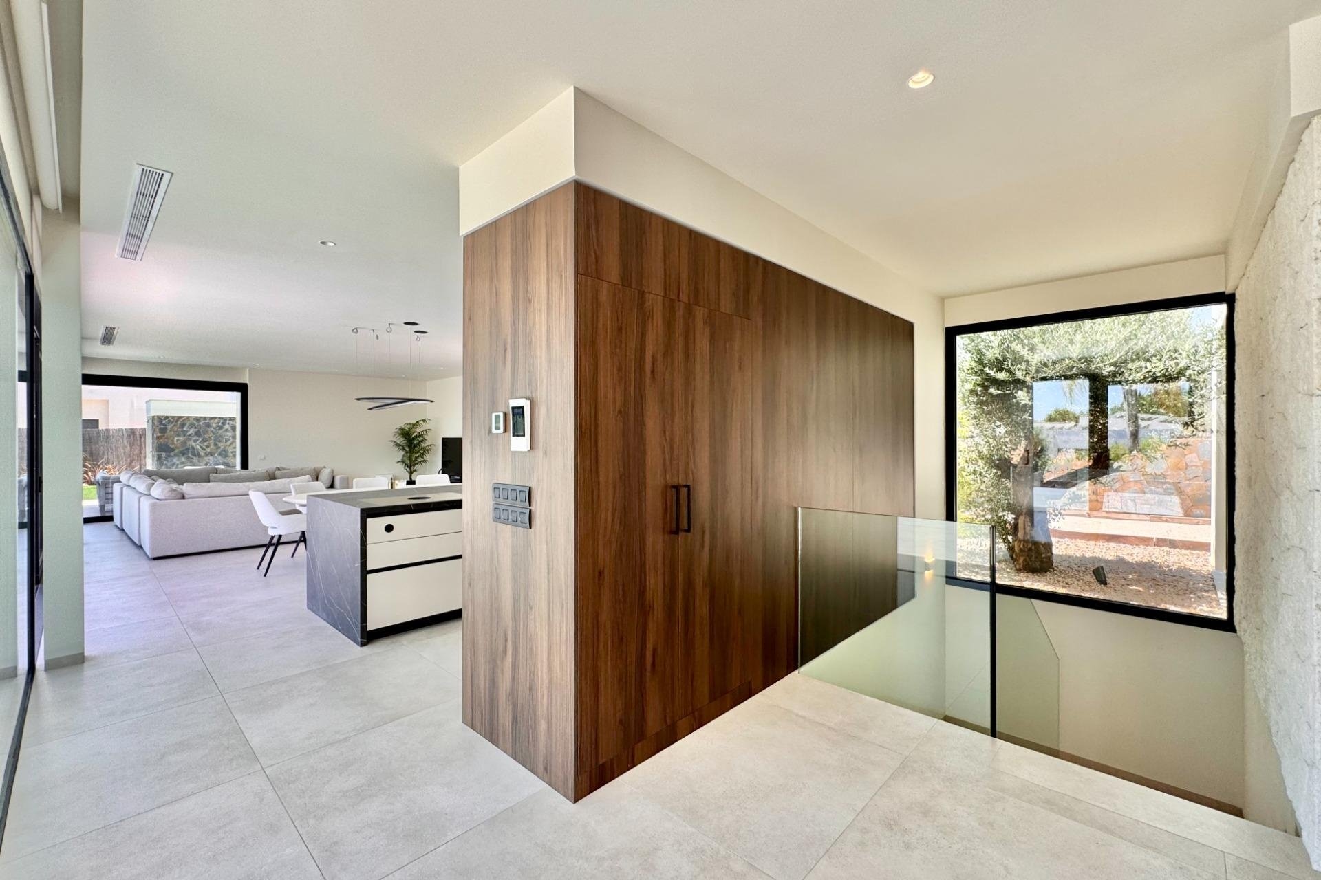 Resale - Villa -
Orihuela - Las Colinas Golf