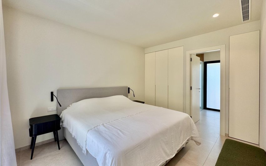Resale - Villa -
Orihuela - Las Colinas Golf